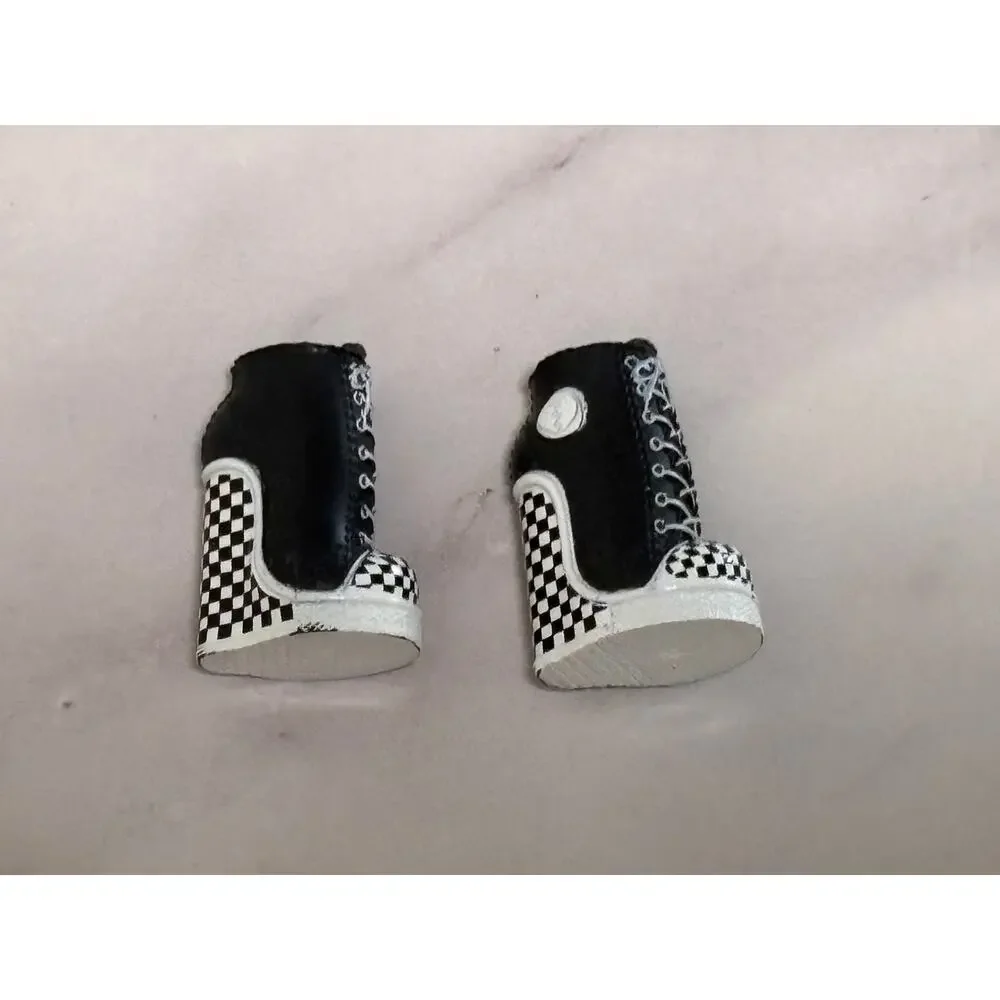 LoL Surprise OMG Class Prez Black Wedges Shoes Boots Sneakers Doll